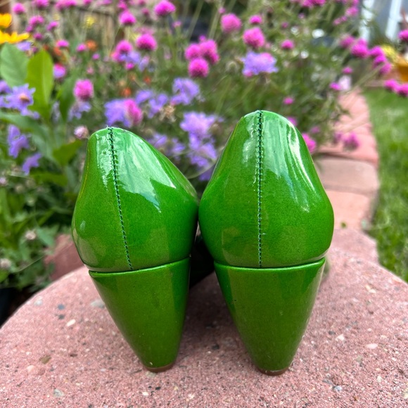 Franco Sarto Green Patent Wedge Heels - Picture 3 of 7